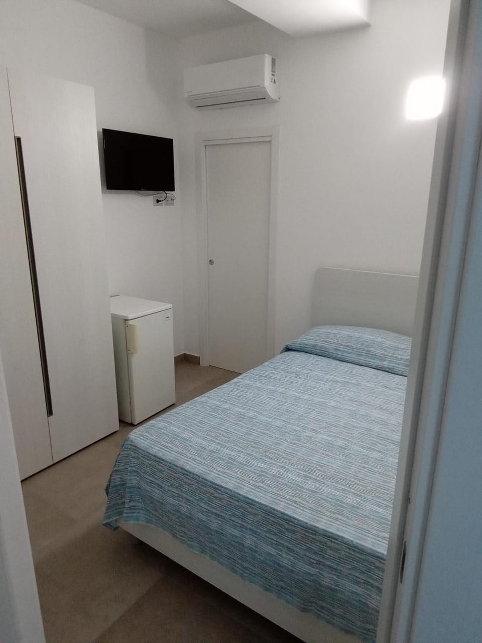 Bed, Bedroom, hair dryier, internet, wardrobe, air conditioner