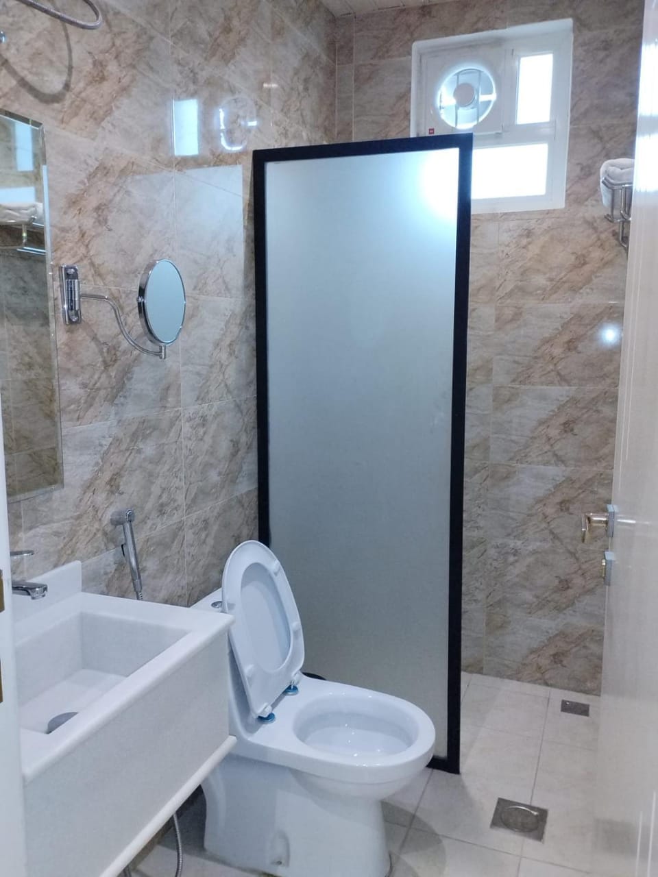 Shower, Toilet, Bathroom