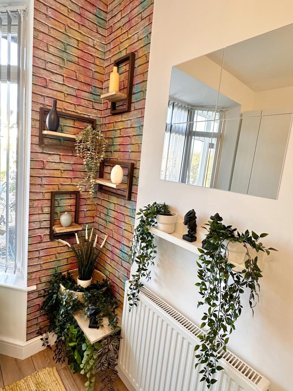 Newly Renovated Private Room with its own kitchenette in shared house by QE Hospital R1 Bed and Breakfast in Birmingham