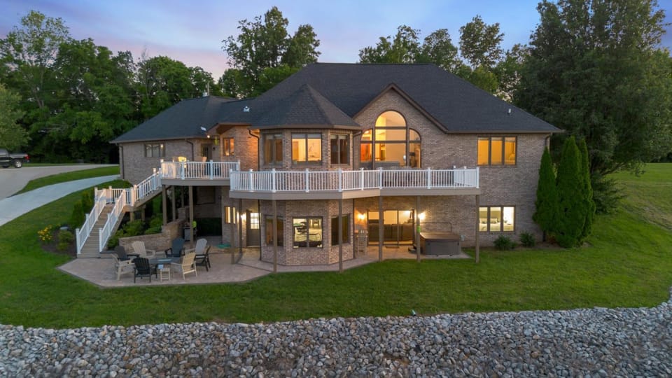 Lake Mansion On The Hill wPanoramic Views & Dock House in Lynchburg
