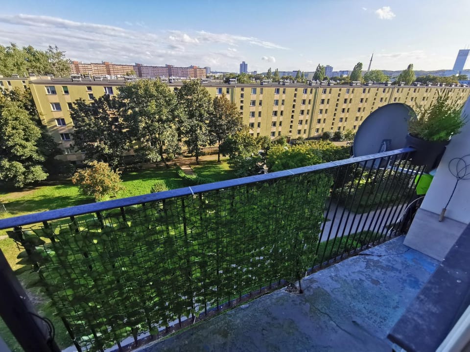 Balcony/Terrace, Garden view