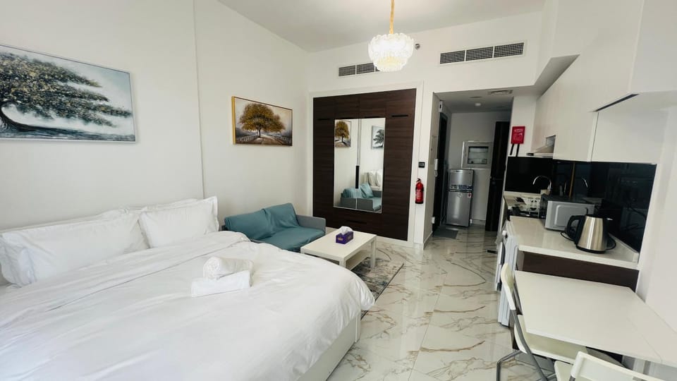 Living room, Photo of the whole room, Bedroom