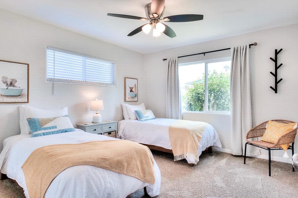Bed, Bedroom