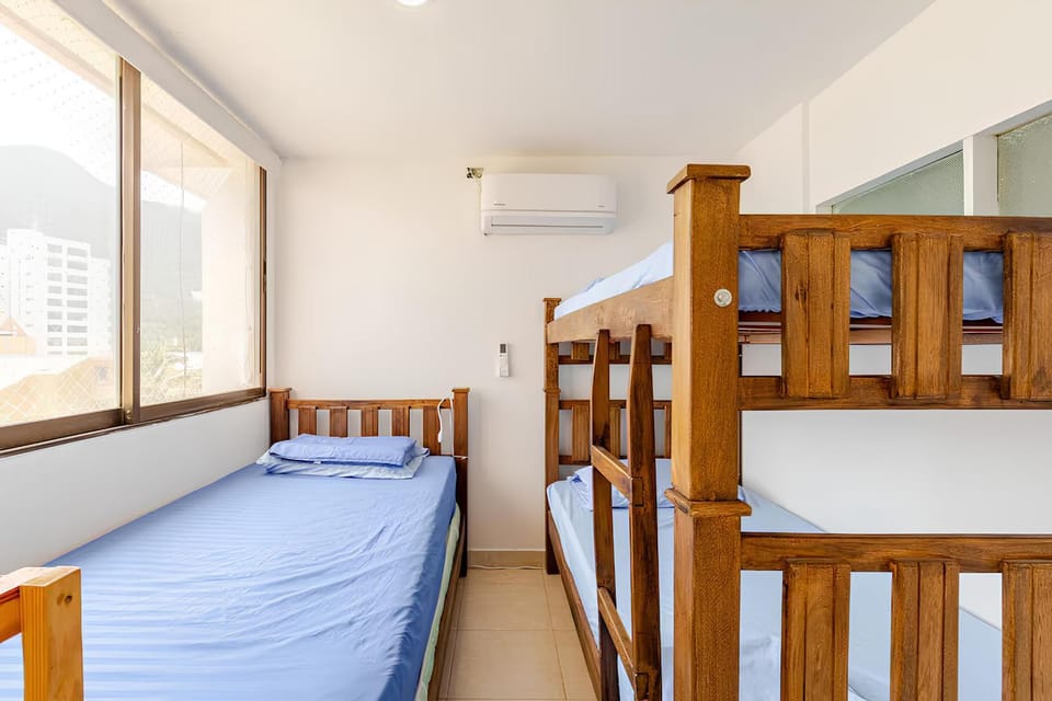 Bedroom, air conditioner