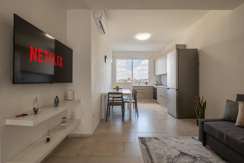 Eden Living - Rooftop & Spiaggia Poetto 3 min Apartment in Quartu Sant'Elena