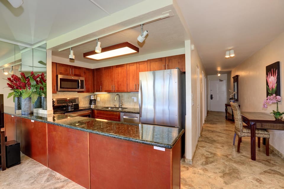KIHEI SURFSIDE, #511 Apartment in Wailea