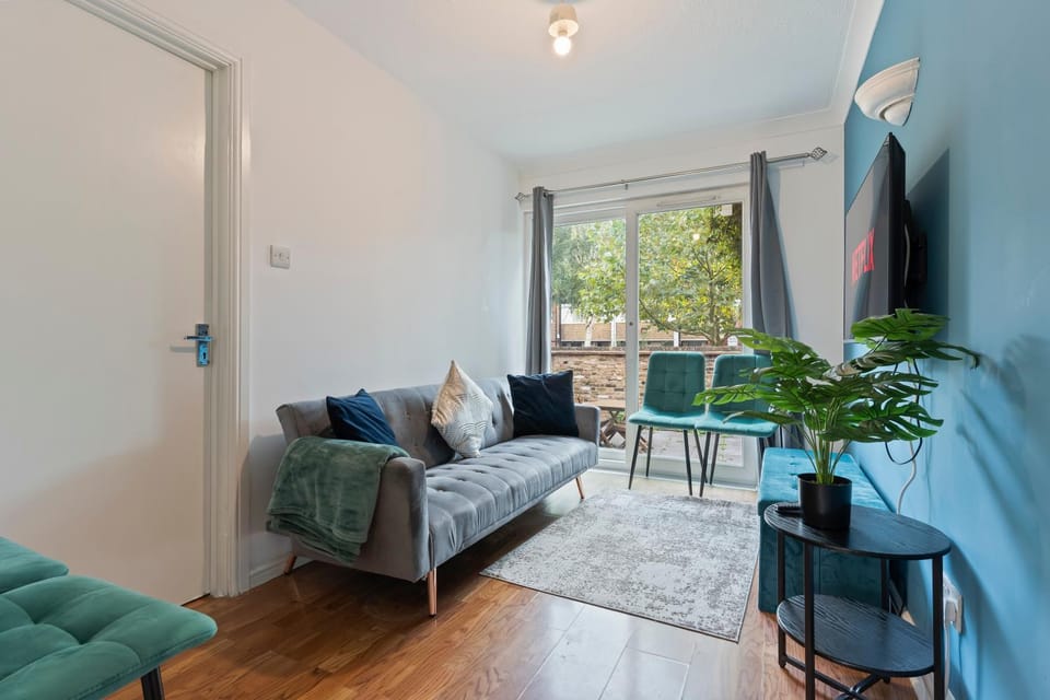 Lovely 4BR house in the city with Parking House in London Borough of Southwark