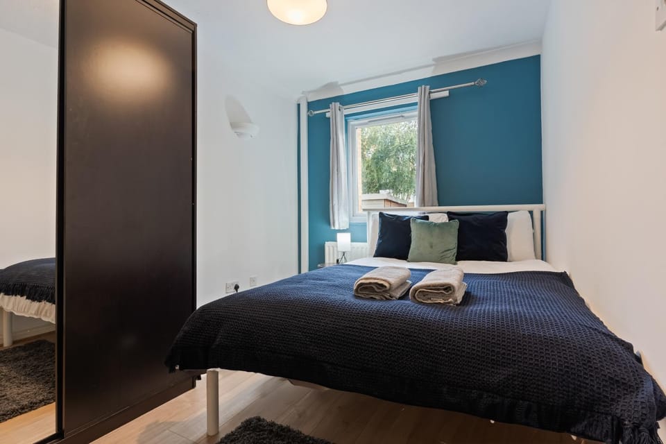 Lovely 4BR house in the city with Parking House in London Borough of Southwark