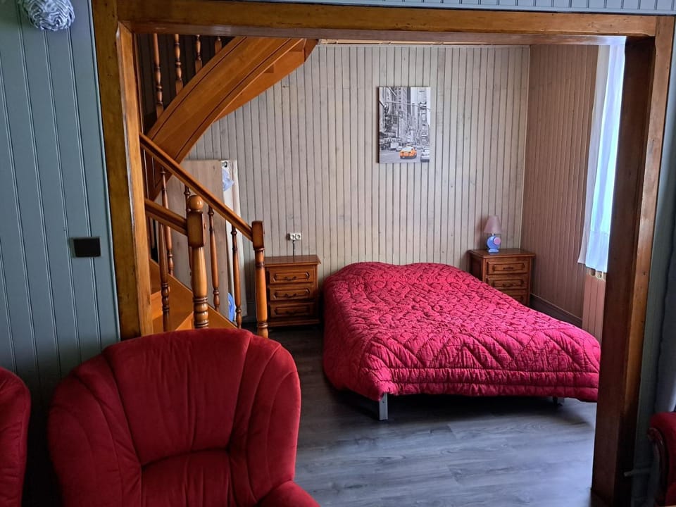 Logement 100 m2 3 chambres 2 salles de bains Apartment in Vosges