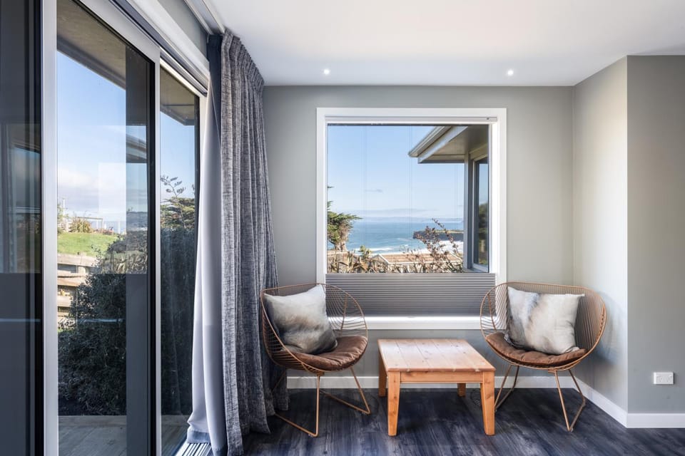 Day, Natural landscape, View (from property/room), Living room, Seating area, Sea view