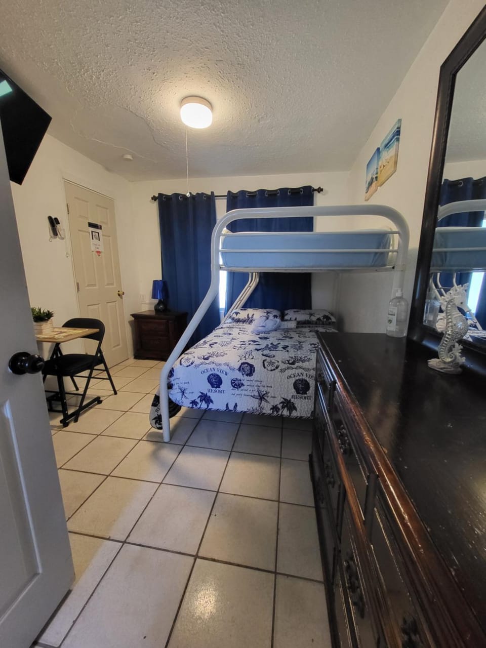 Bed, Bedroom, bunk bed