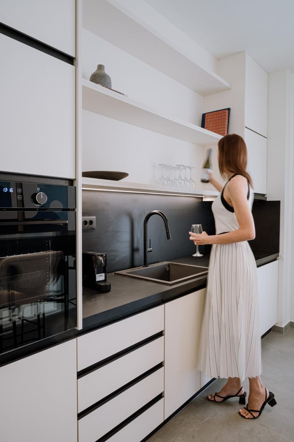 People, Coffee/tea facilities, Kitchen or kitchenette, stove