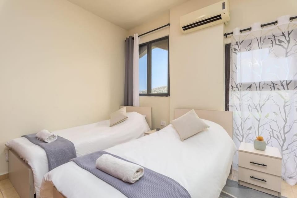 Fuga Di Batroun Cozy 2-BR with 24-7 Power and AC Apartment in Africa