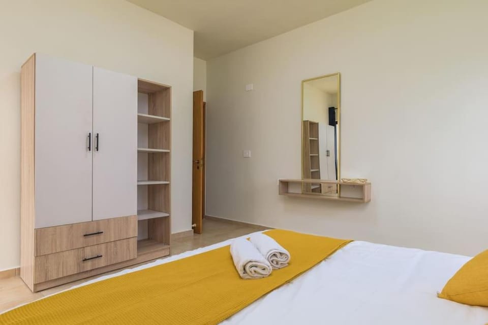 Fuga Di Batroun Cozy 2-BR with 24-7 Power and AC Apartment in Africa