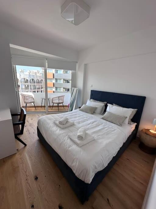 City Center 2bed Luxury Flat Apartment in Larnaca