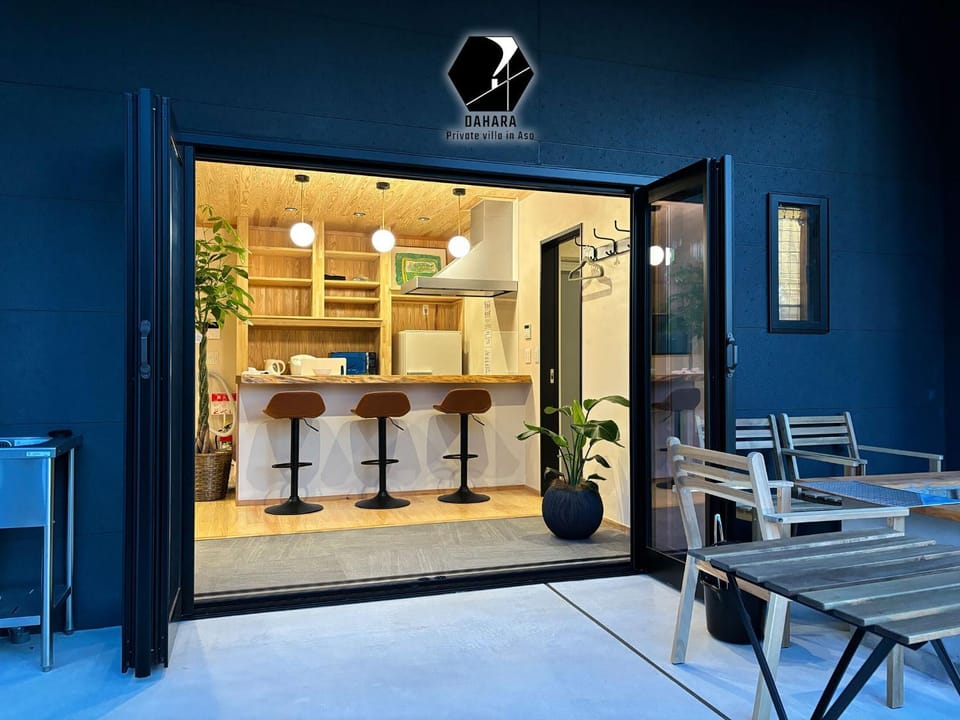 DAHARA s-2 Villa in Japan