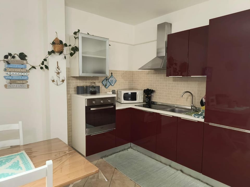 Kitchen or kitchenette, oven, stove, kitchen