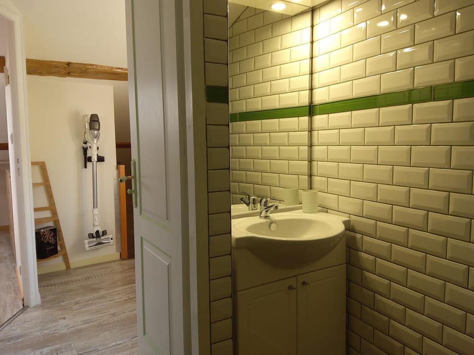 Entre fleuve et centre ville, 3 chambres, 2 wc House in Cognac