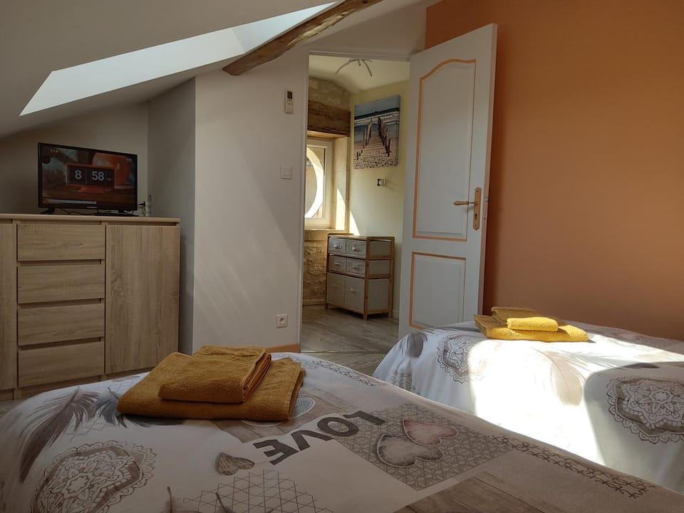 Entre fleuve et centre ville, 3 chambres, 2 wc House in Cognac