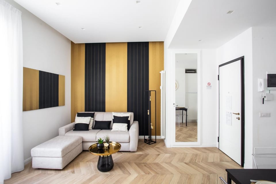 Living room, Photo of the whole room, Seating area