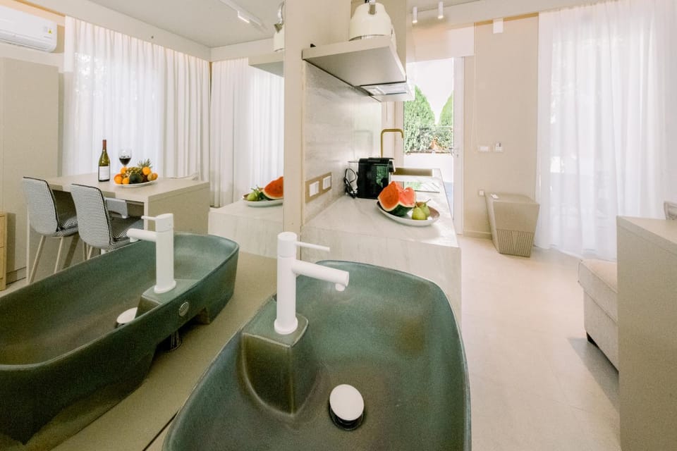 NIDRA VERANDA STUDIO with PRIVATE POOL Apartment in Crete