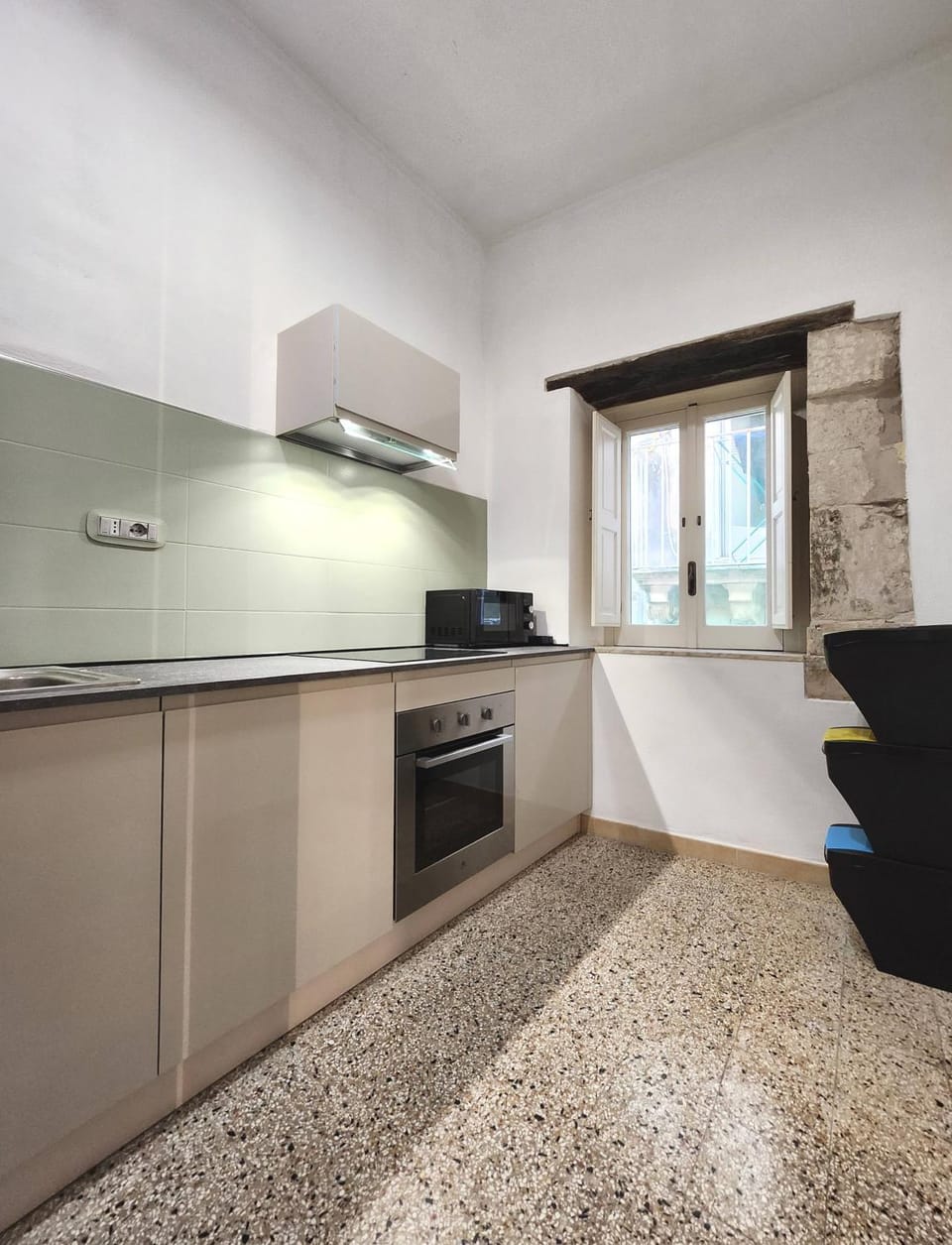 Kitchen or kitchenette, oven, stove