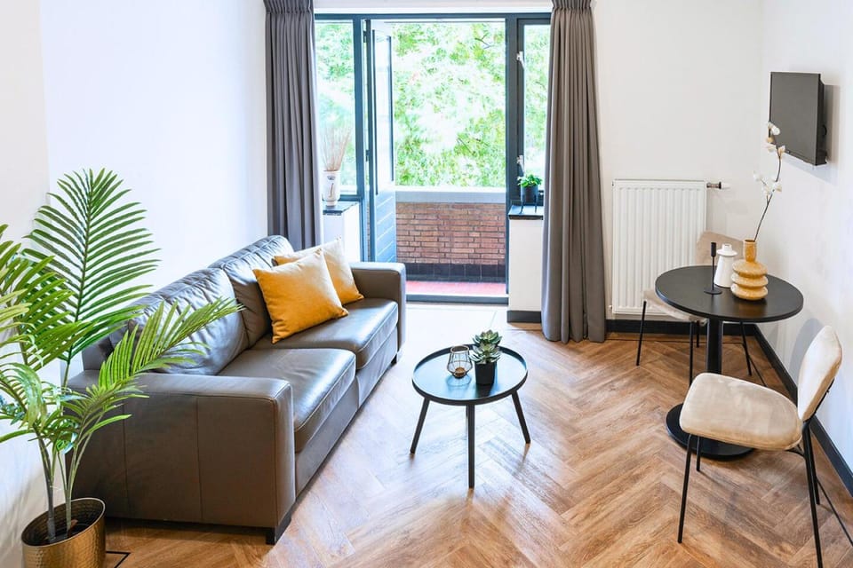 Stylish Studio with Balcony, Near Tilburg Station Apartment in Tilburg