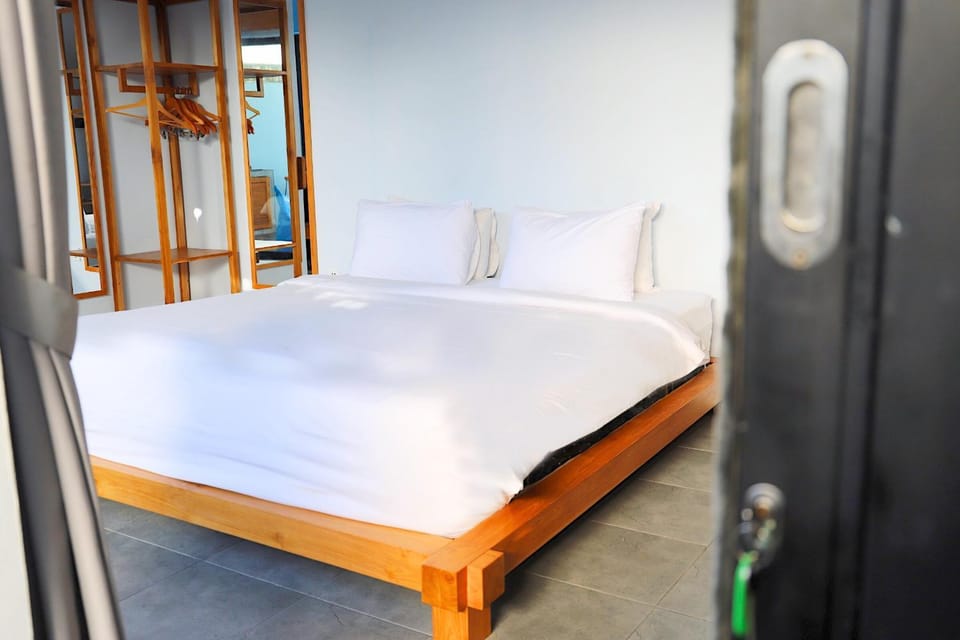 Property building, Bed, Photo of the whole room, Bedroom, wedding