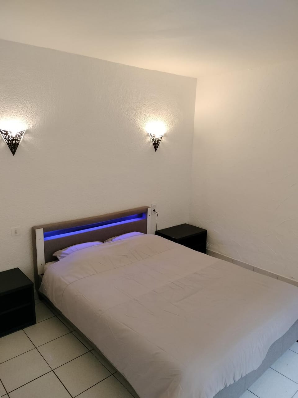 Bed, Night, Bedroom