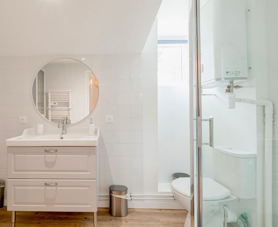 Shower, Bathroom, towels