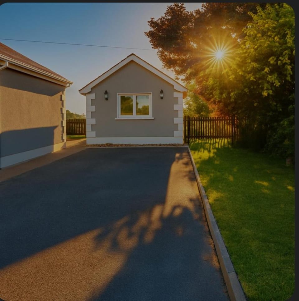 Ollie's studio den Apartment in Ireland