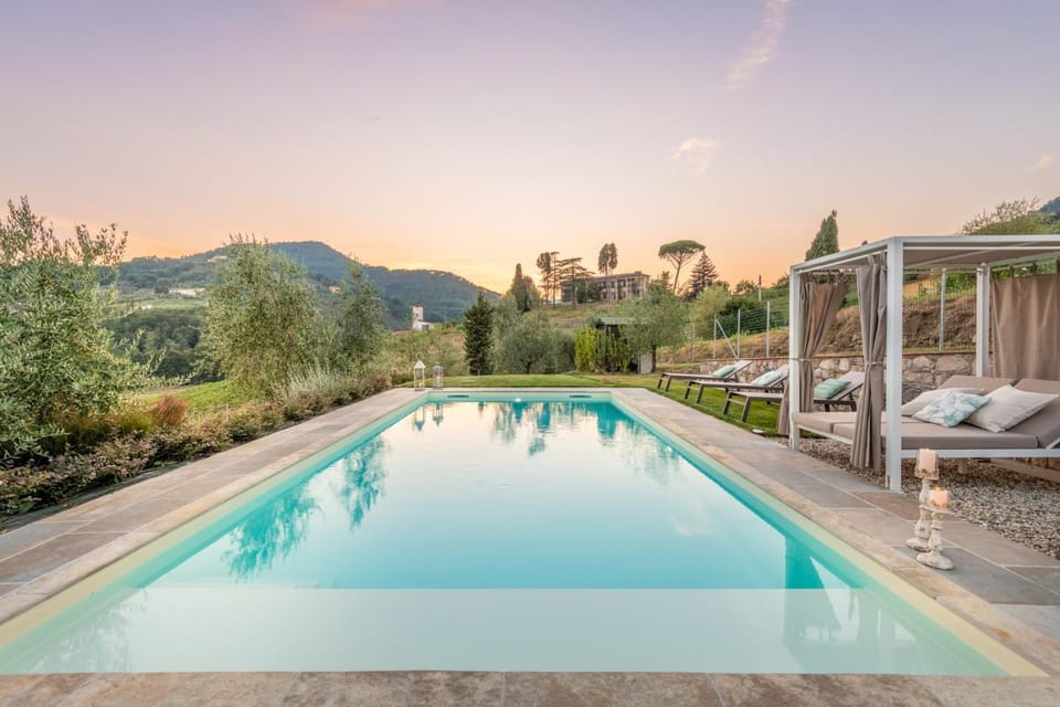 Valle del Sole Winery Farmhouse with Private Pool Villa in Lucca
