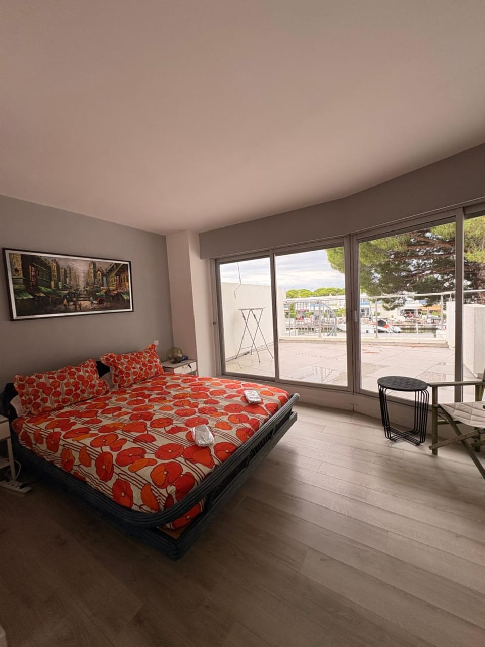 View (from property/room), Balcony/Terrace, Bedroom