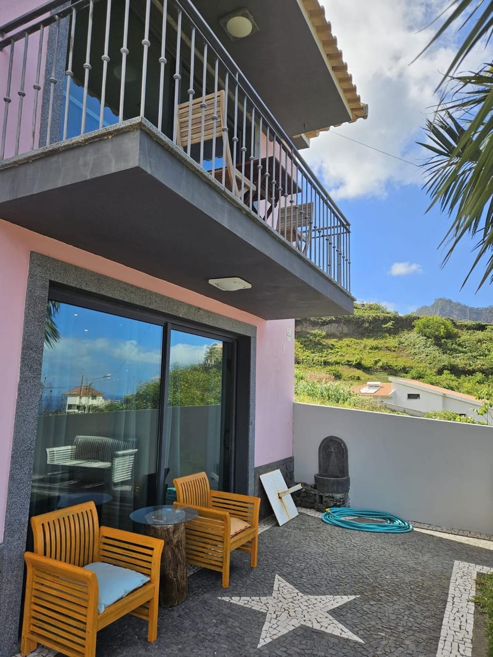 Property building, Balcony/Terrace