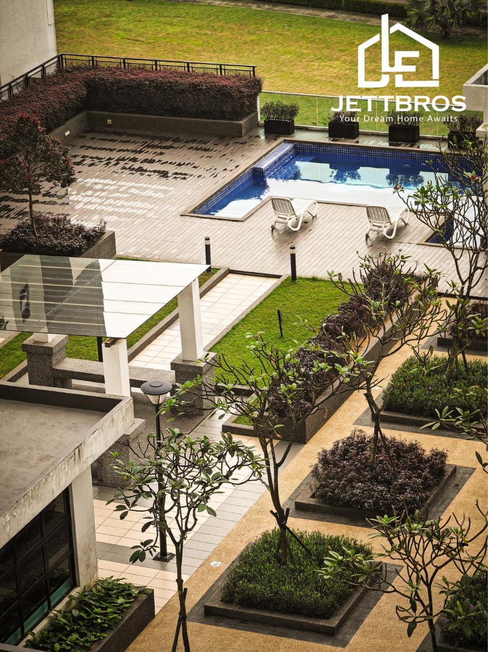 Property building, Day, Natural landscape, Garden, Pool view, Swimming pool