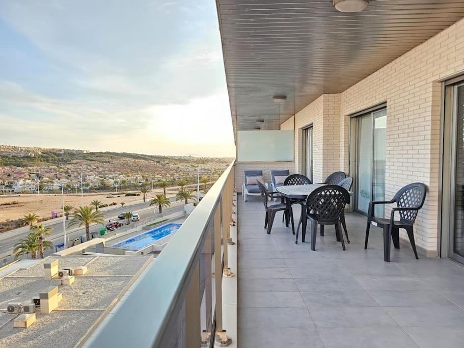 Balcony/Terrace, Pool view