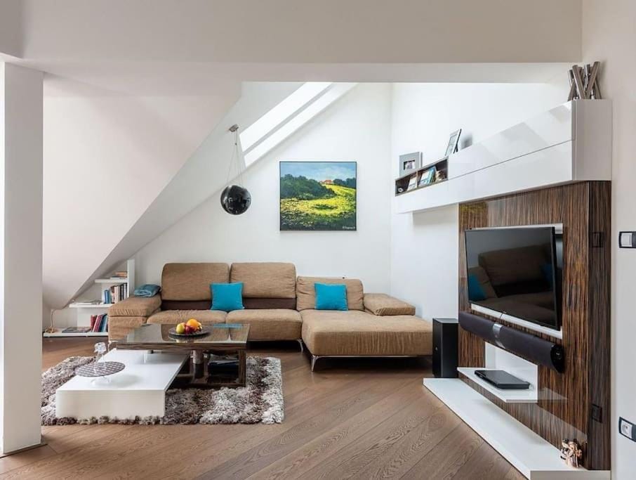 Luxury apartment with terrace and garage Apartment in Prague