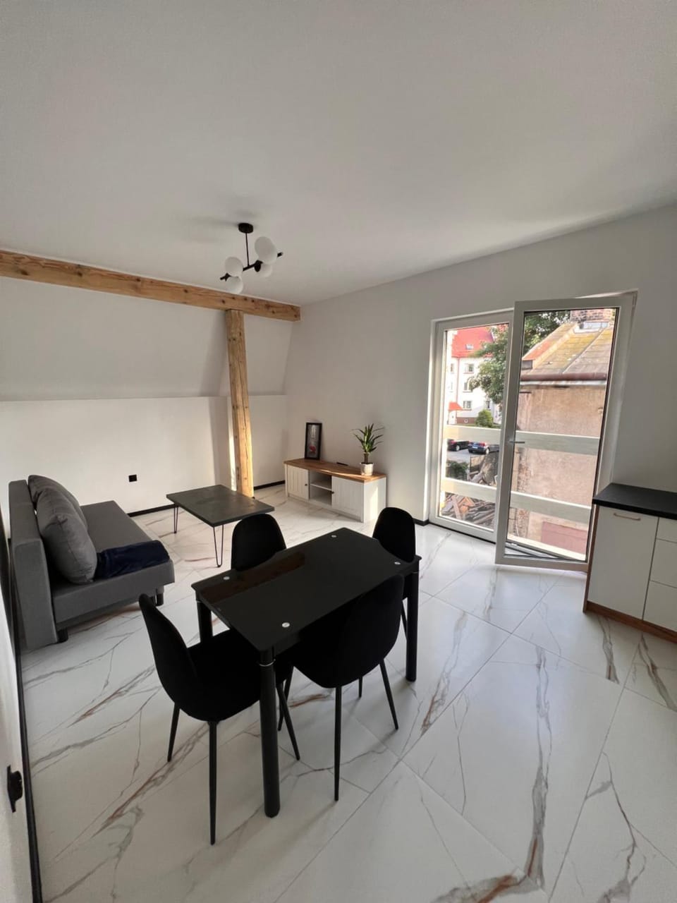 Living room, Seating area, Dining area