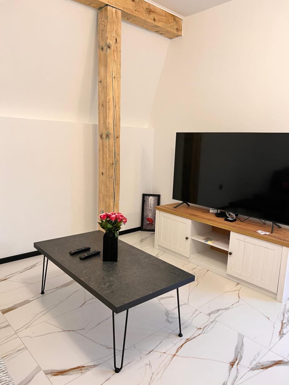 Communal lounge/ TV room, TV and multimedia, Evening entertainment