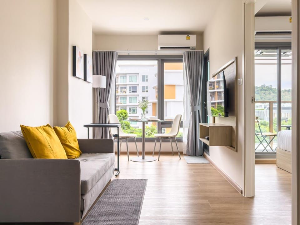 PHYLL Condo Private Beach Vibes at Central Phuket 1 BR Unique Garden View Apartment in Kathu