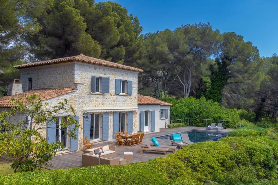Villa, 8 pers, pieds dans l'eau Villa in Saint-Raphael