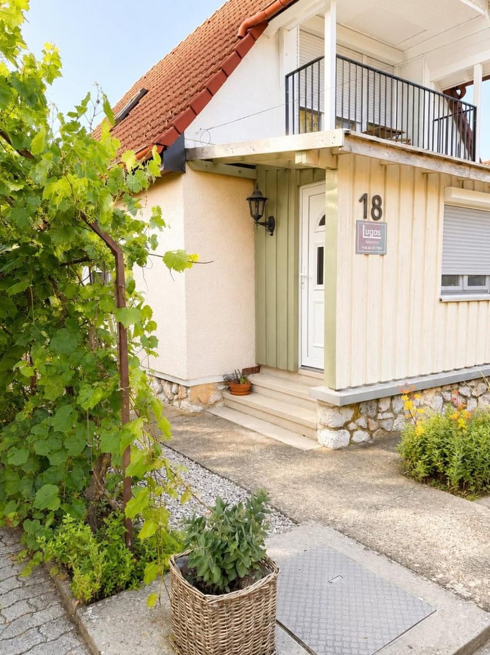 Lugas Apartman House in Hungary