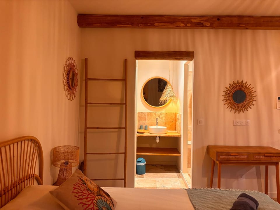 PORTO VECCHIO Santa Giulia Grand studio bergerie vue exceptionnelle mer et montagne Apartment in Porto-Vecchio
