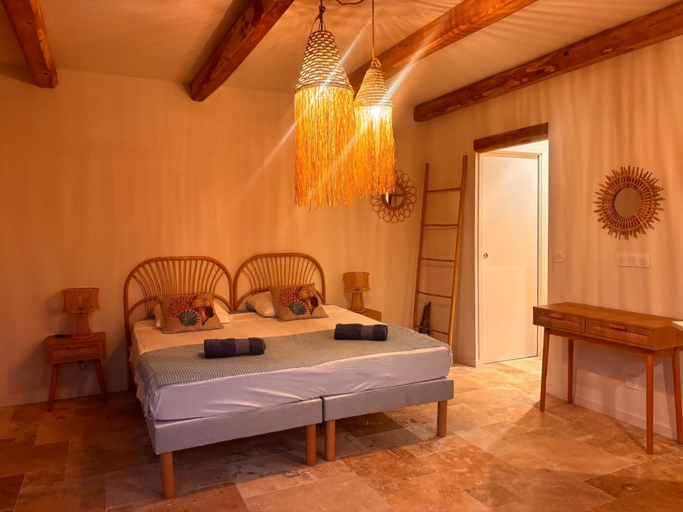 PORTO VECCHIO Santa Giulia Grand studio bergerie vue exceptionnelle mer et montagne Apartment in Porto-Vecchio