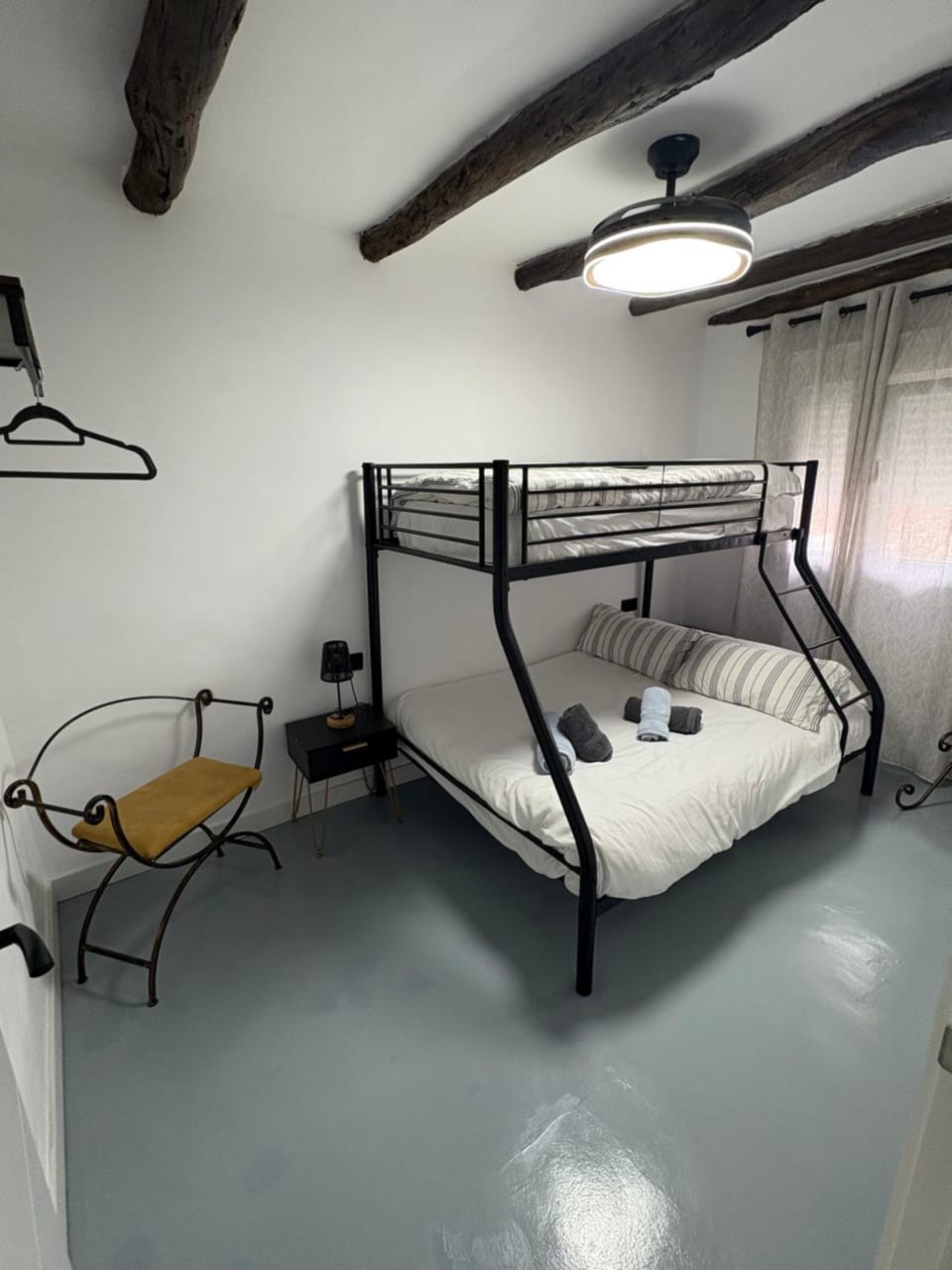 Attic Castillo Apartment in Valencian Community
