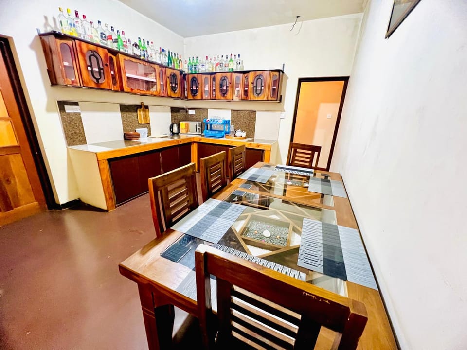 White Hill Villa Bed and Breakfast in Nuwara Eliya