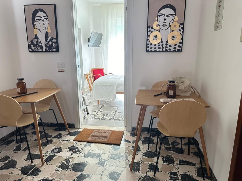 Seating area