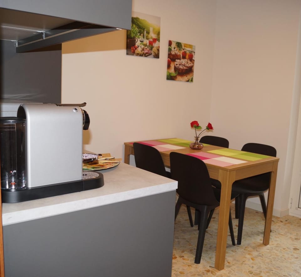 Kitchen or kitchenette, kitchen