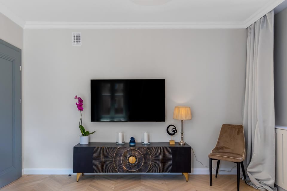 TV and multimedia, Living room