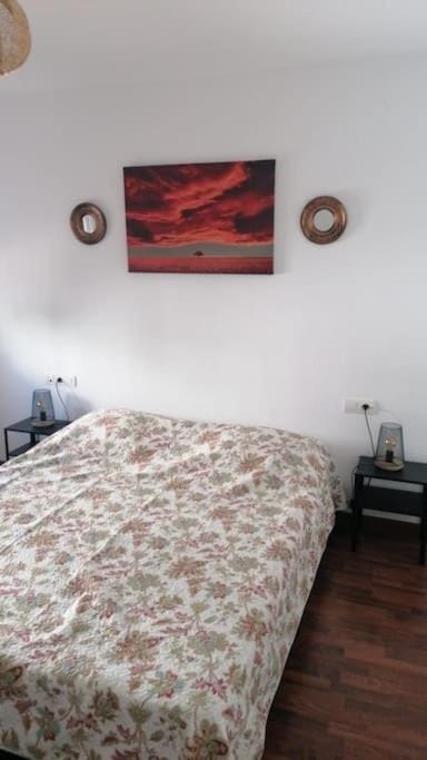 Views, Family & Private Parking in Alto Albayzín Apartment in Granada